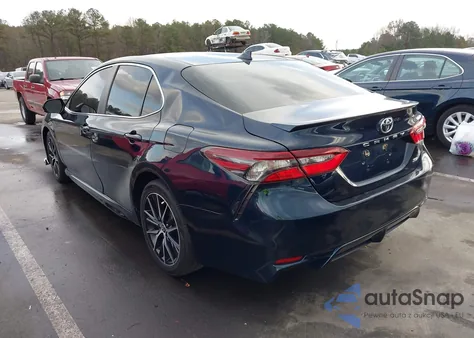 2021 Toyota Camry Se z USA, uszkodzony, nr VIN 4T1G11AKXMU519746